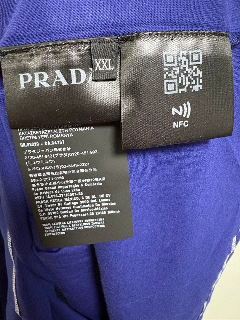 ぷ*ど様 未使用　PRADA　三角プレートTシャツ　XXL　ブルー