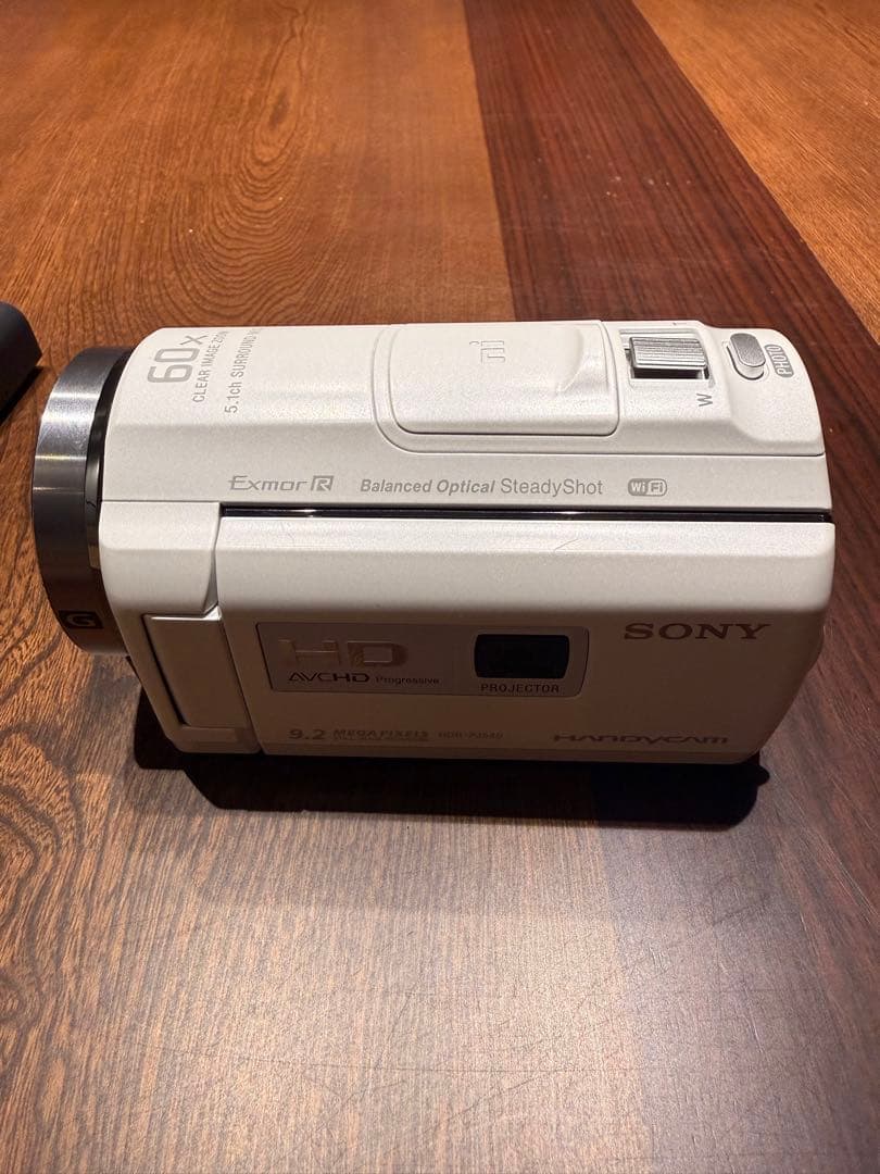 SONY ソニー　HDR-PJ540 HANDYハンディカム　ホワイト