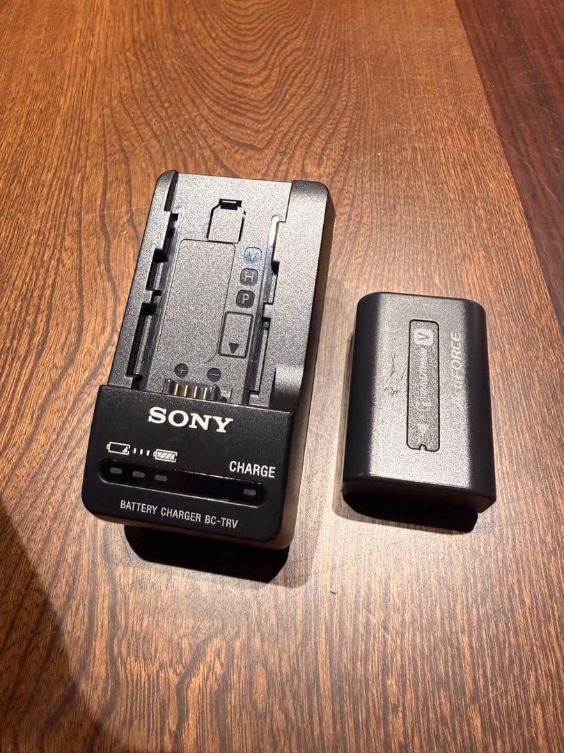 SONY ソニー　HDR-PJ540 HANDYハンディカム　ホワイト