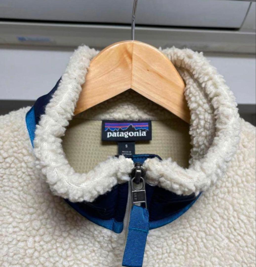 美品 patagonia レトロXベスト Sサイズ ナチュラル/ネイビー