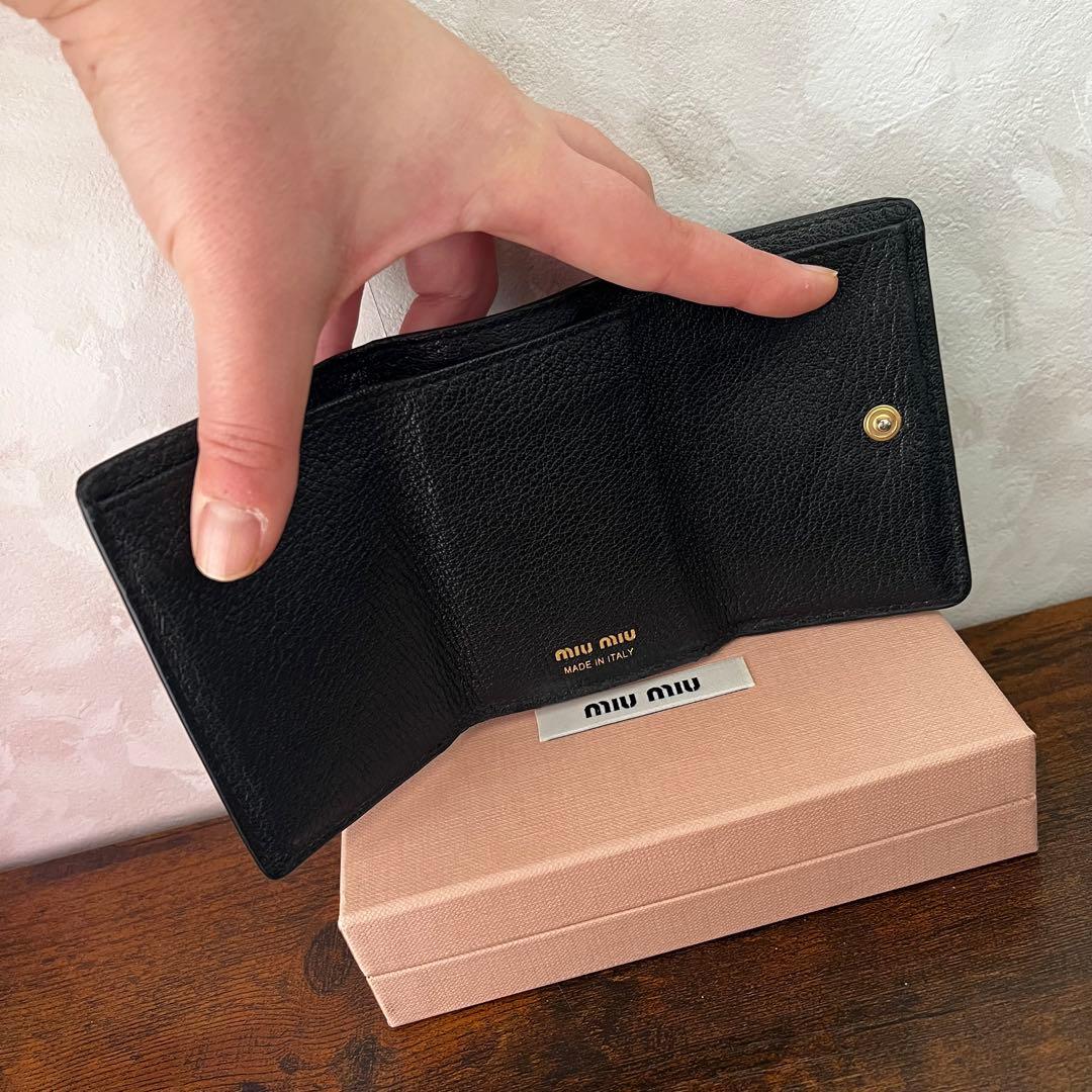 otouhu.sho miumiu マドラス リボン 三つ折り財布 黒