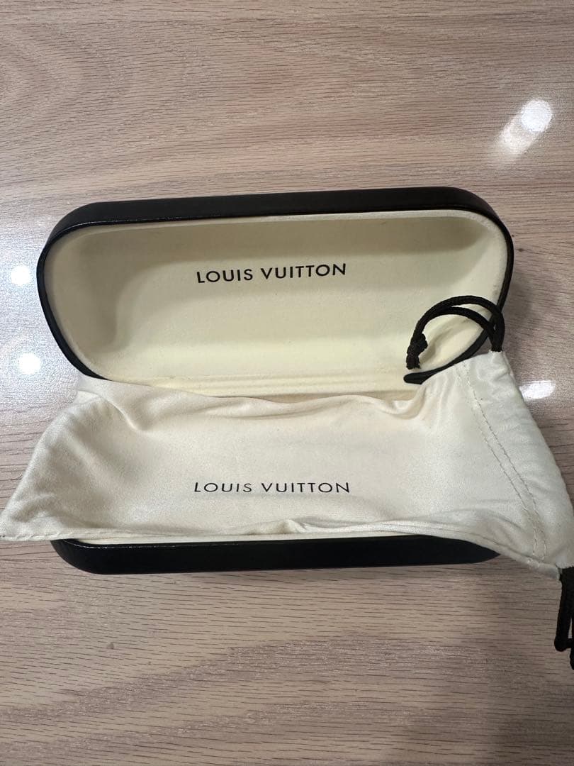 【美品】LOUIS VUITTON サングラス