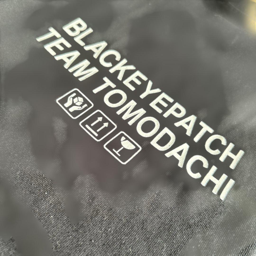 BLACKEYEPATCH TEAM TOMODACHI Tシャツ