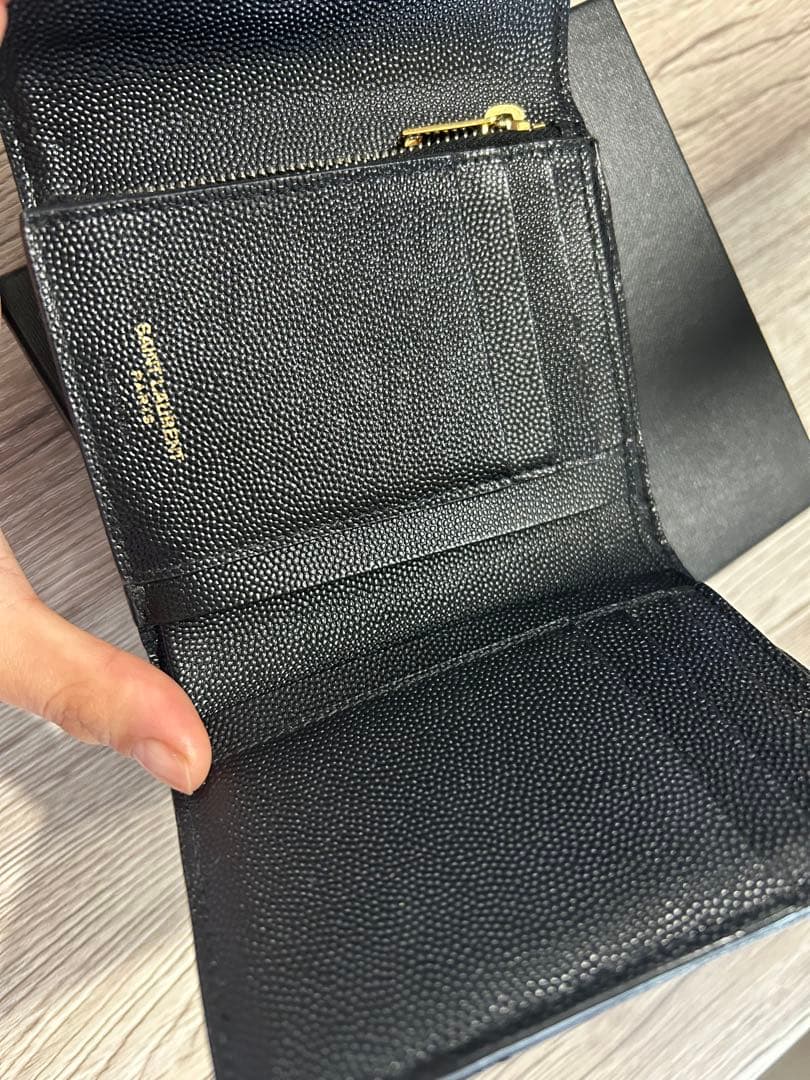 SAINT LAURENT ブラック 三つ折り財布