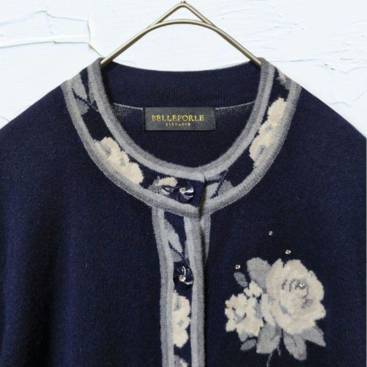 ❤美品❤最高級カシミヤ100%ベルフォーレ花柄カーディガン 濃紺ラインストーンF