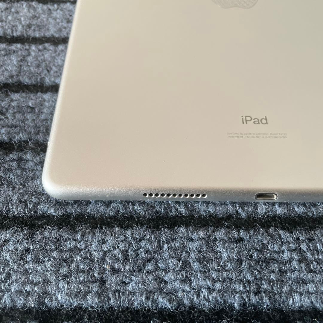 60 iPad Air3 3世代 64GB SIMフリーモデル シルバー