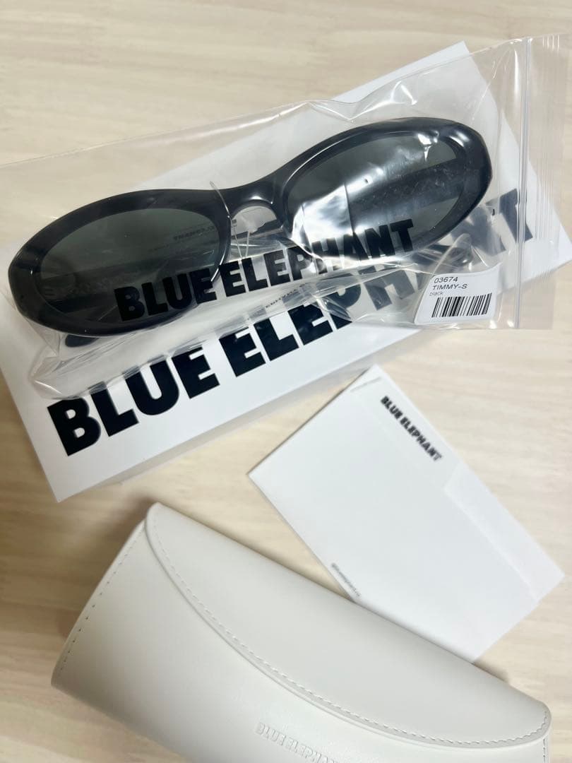 小物 BLUE ELEPHANT TIMMY-S black