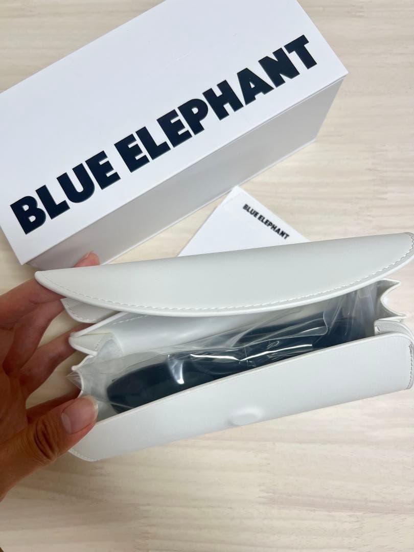 小物 BLUE ELEPHANT TIMMY-S black