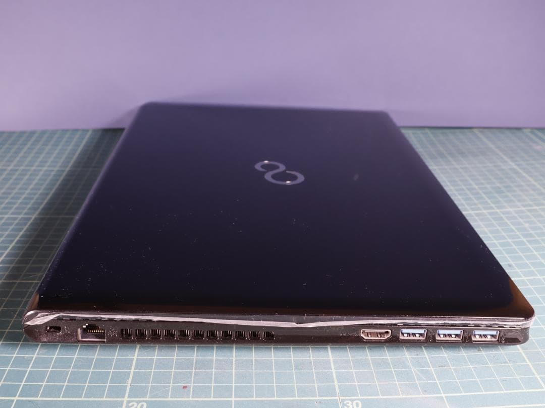 Fujitsu ノートパソコン LIFEBOOK WA1/Z
