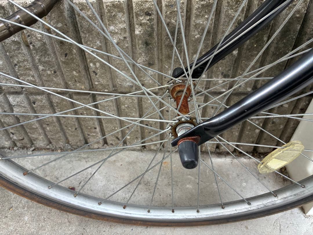 GRAPHIS クロスバイクホワイト 変速大阪府和泉市指定場所受取できる方 限定