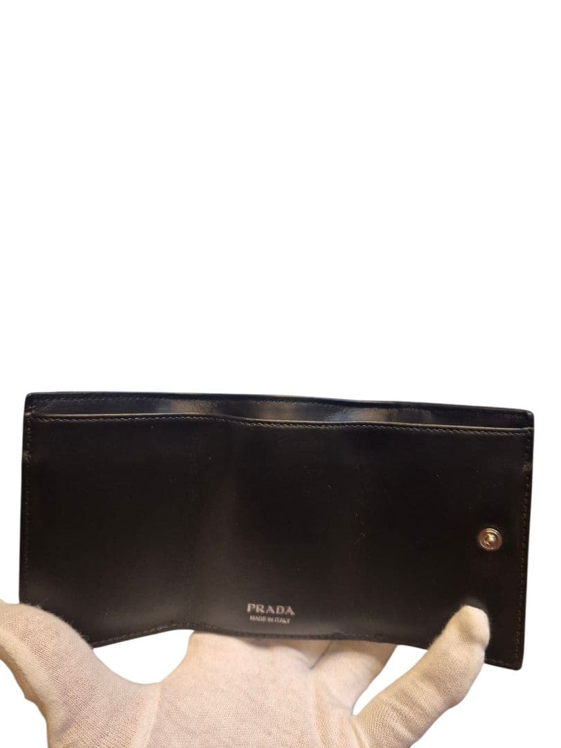 ＰＲＡＤＡ　プラダ　サフィアーノ　三つ折り財布 ミニレターリボン
