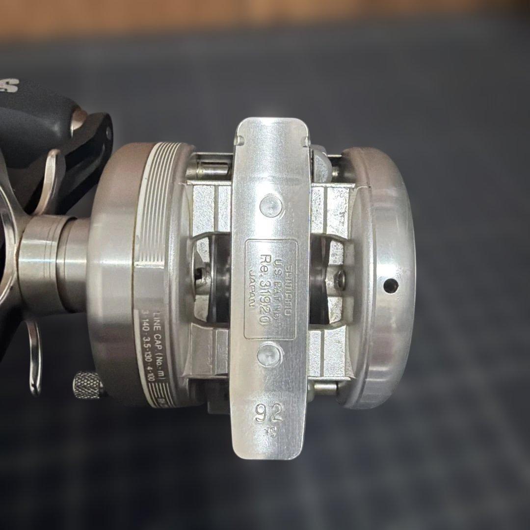 シマノ SHIMANO 初代 92 カルカッタ 100 日本製