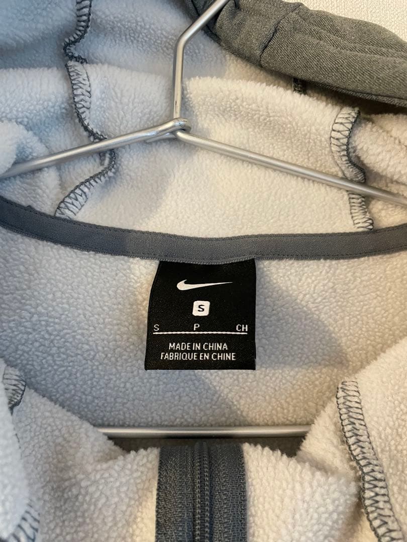 Nike Pittsburgh university パーカー