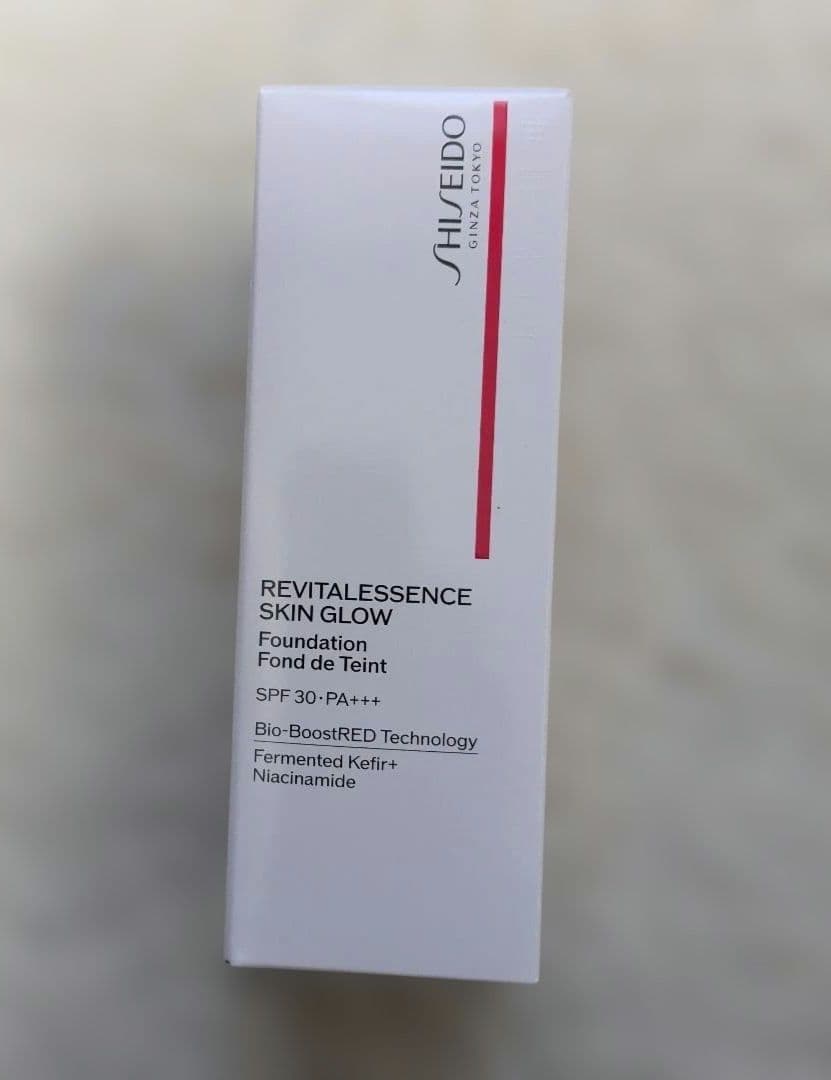 SHISEIDO エッセンススキングロウファンデーション　 240 Quartz