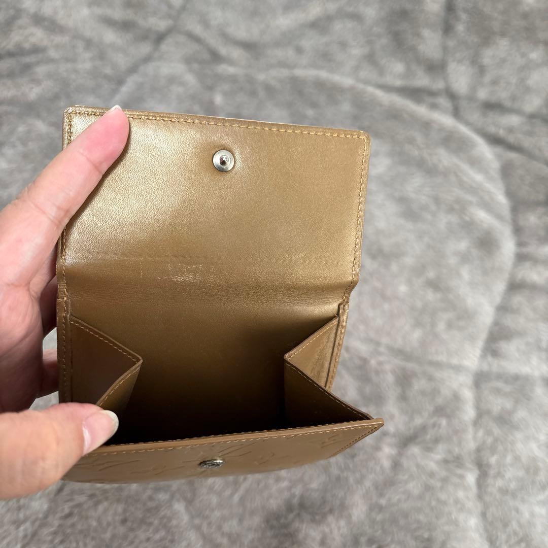 ［値下げ］Louis Vuitton ゴールド 三つ折り財布