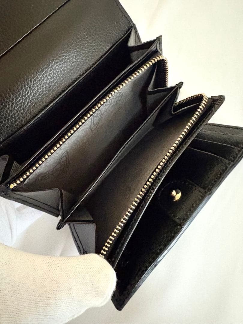 【極美品】Vivienne Westwood ブラック三つ折り財布ブラック箱付き