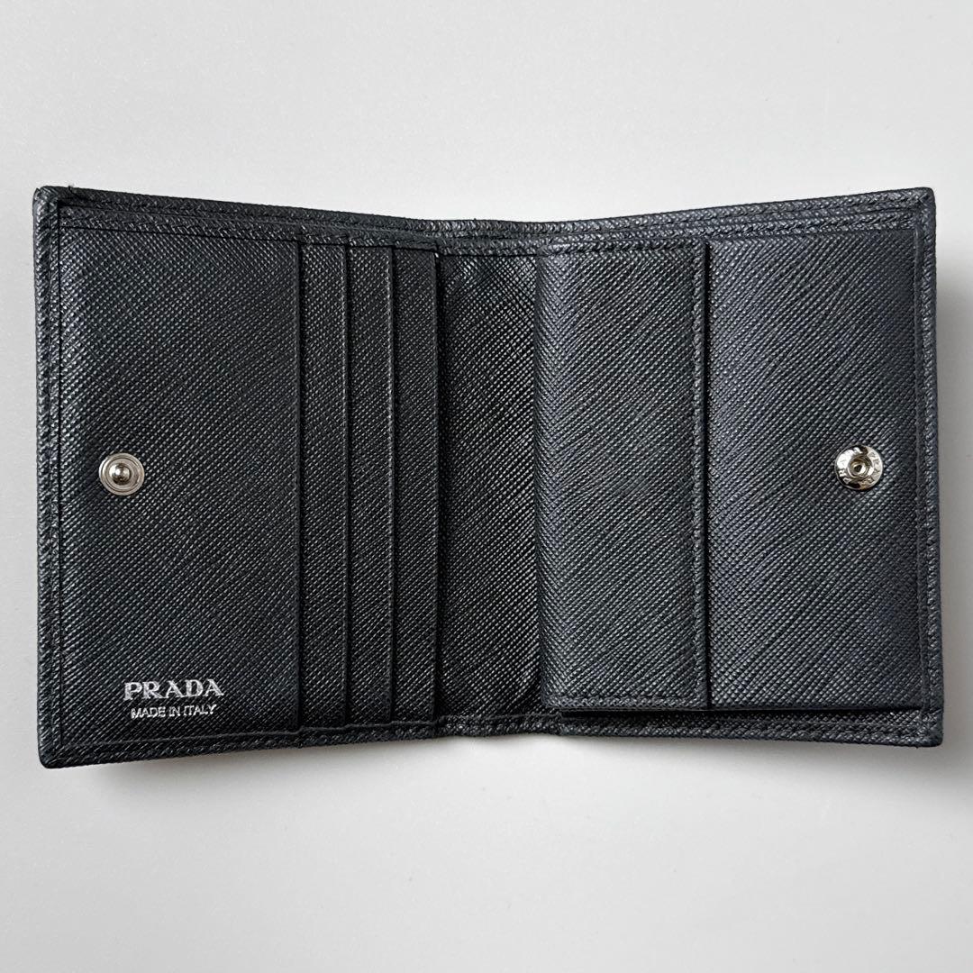 PRADA / サフィアーノ トライアングルロゴ 二つ折り財布 ブラック