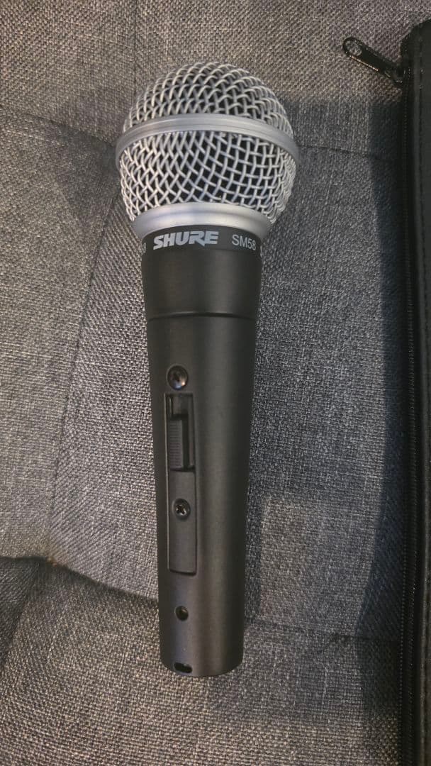 SHURE SM58　専用ケース付き