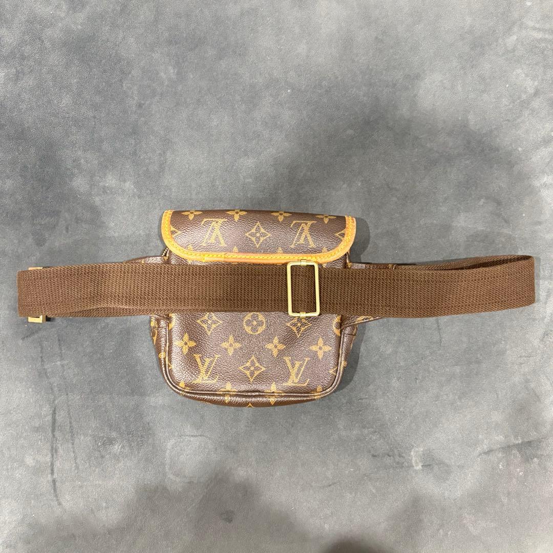 LOUIS VUITTON サックボスフォール　ボディバッグ