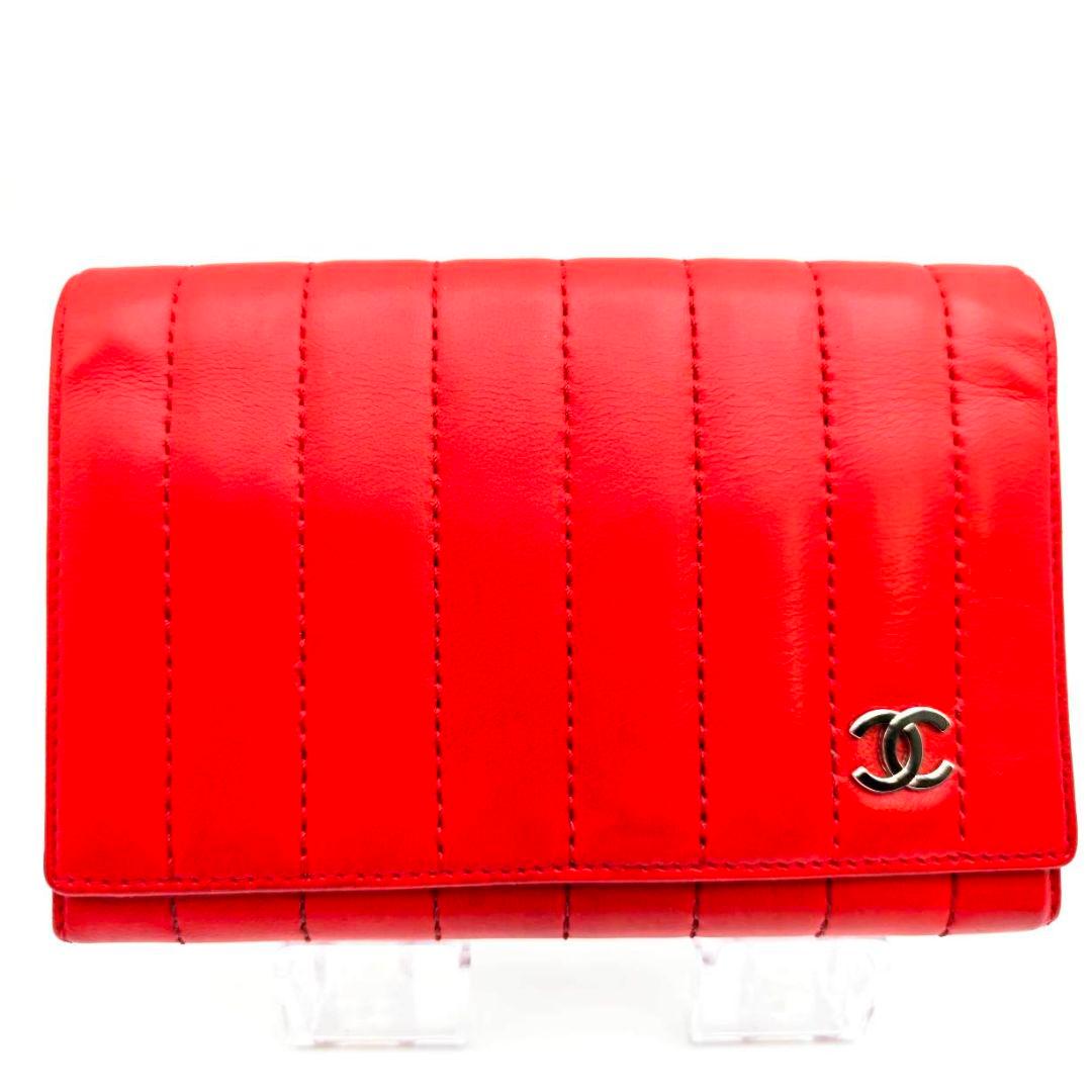 美品 シャネル ココマーク 二つ折り財布 CHANEL ラムスキン