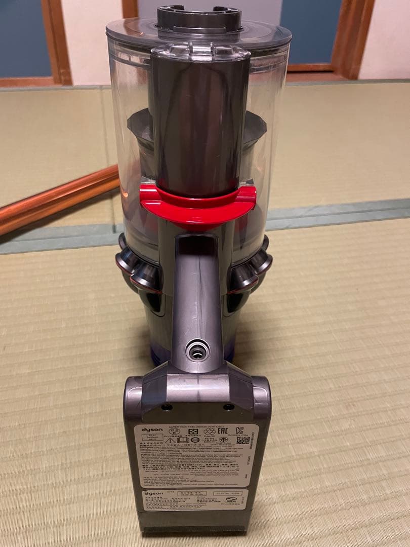 しろちゃん　Dyson ダイソン　sv12