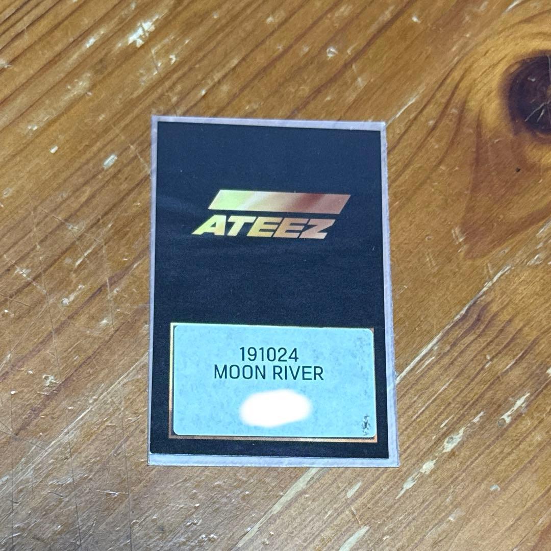 ATEEZ ヨサン　トレカ