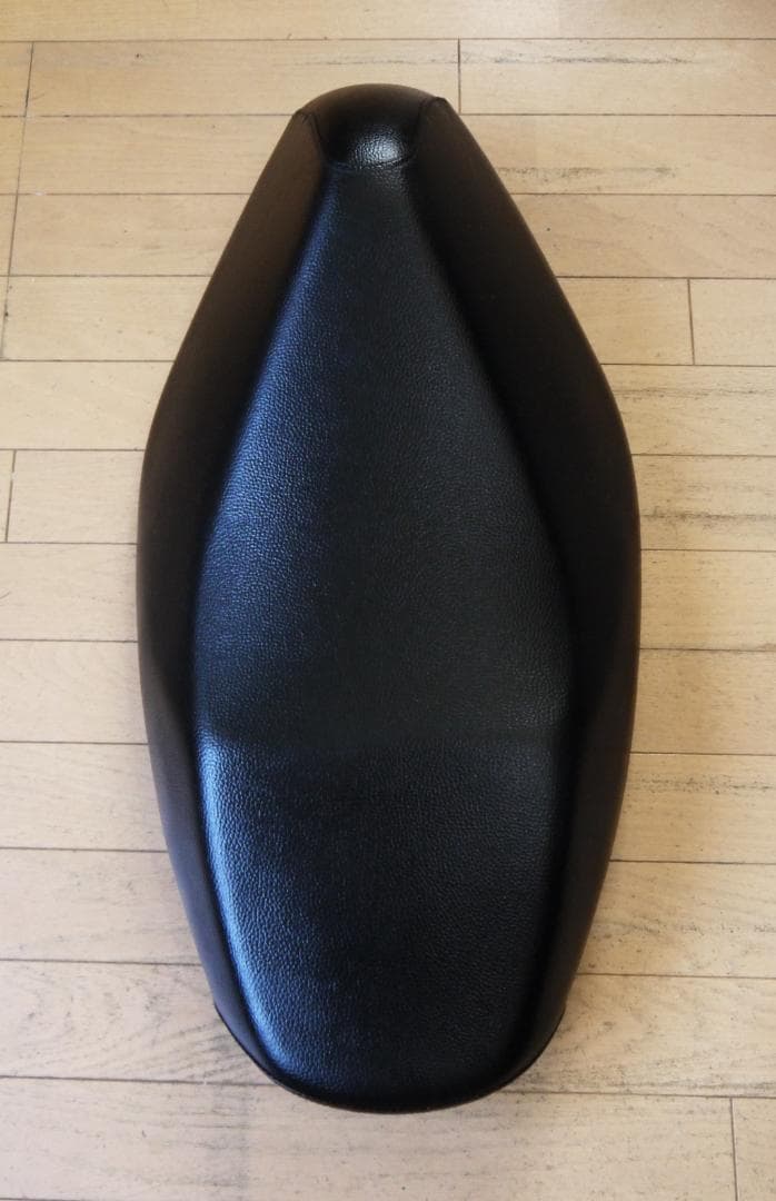 アドレス V125S シート 新品同様 - CF4MA ■UZ125SL0