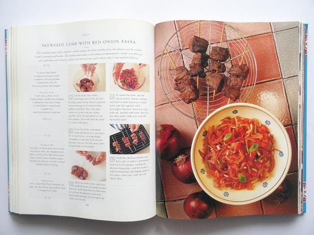 洋書◆地中海料理 300種類以上のレシピ写真集 本 洋食