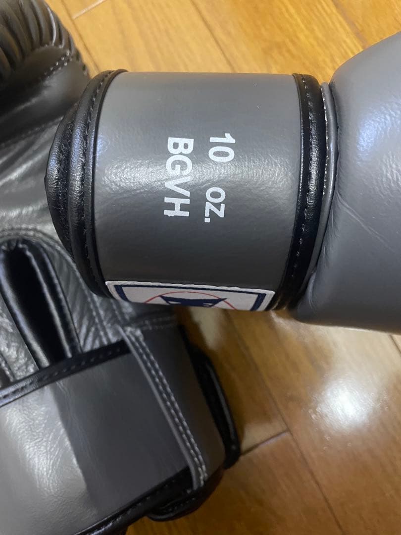 WINDY ボクシンググローブ 10 OZ グレー