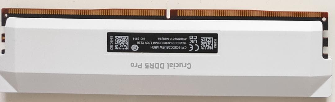 メモリー crucial DDR5 Pro 32GB (2x16GB) 6000MHz