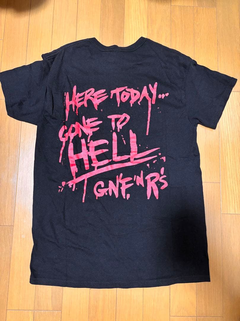 GUNS'N ROSES Tシャツhere today gone to hell