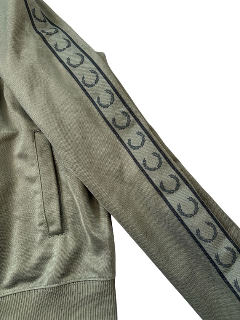 FREDPerry トラックジャケット