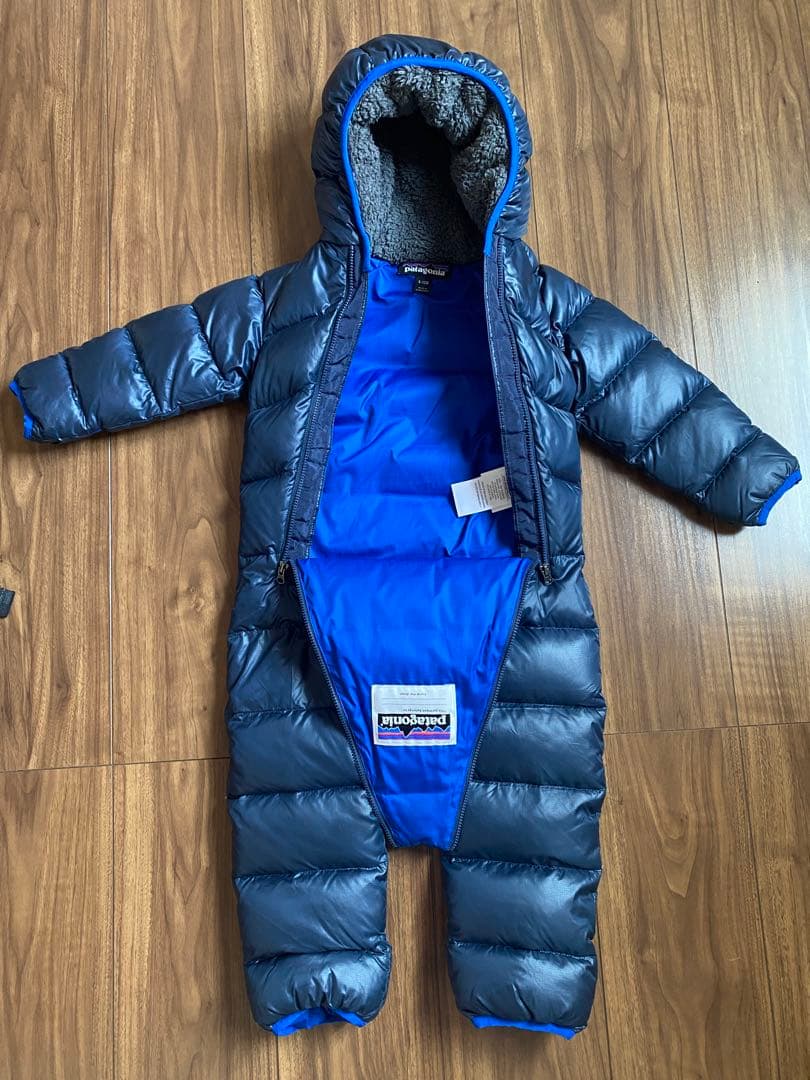 Patagonia パタゴニア　ダウン（6ヵ月-12ヵ月)