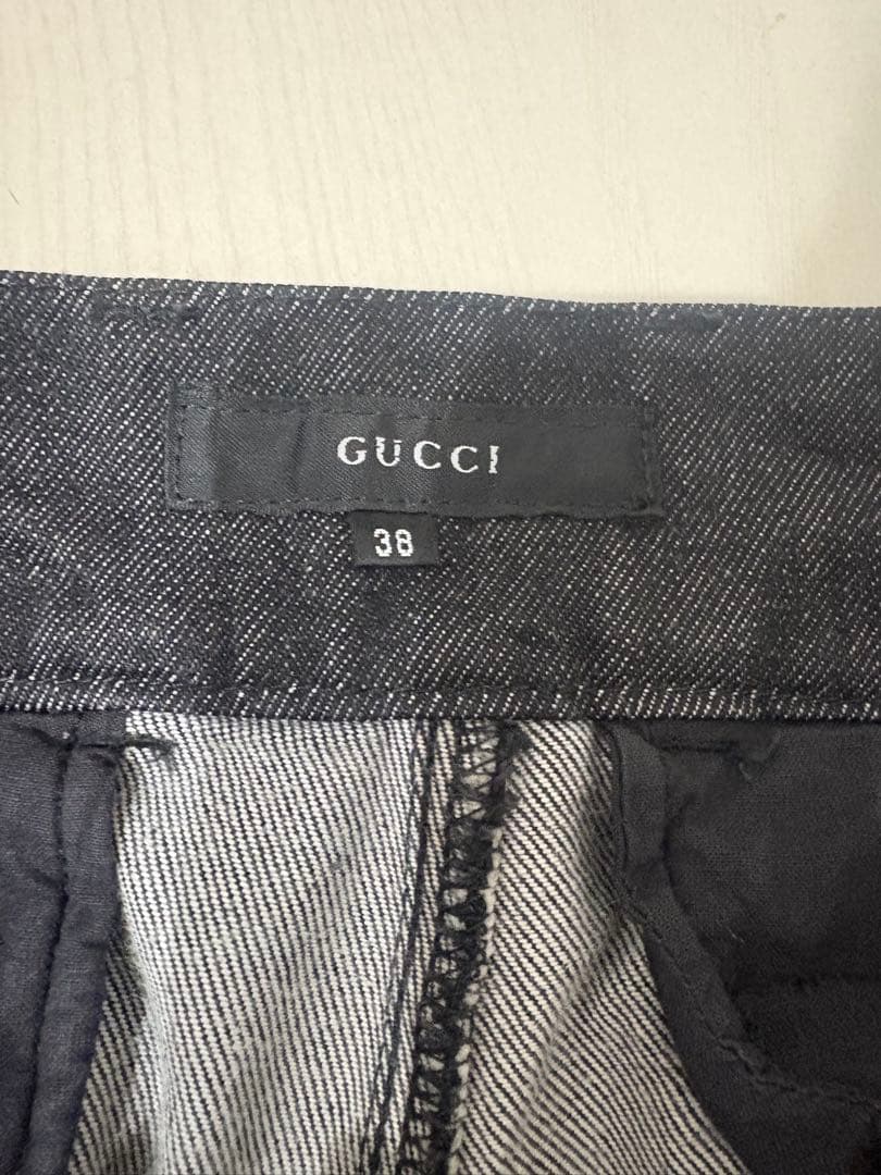 【美品】GUCCI ロゴボタン デニムパンツ　ボタンフライ　ブラック　38