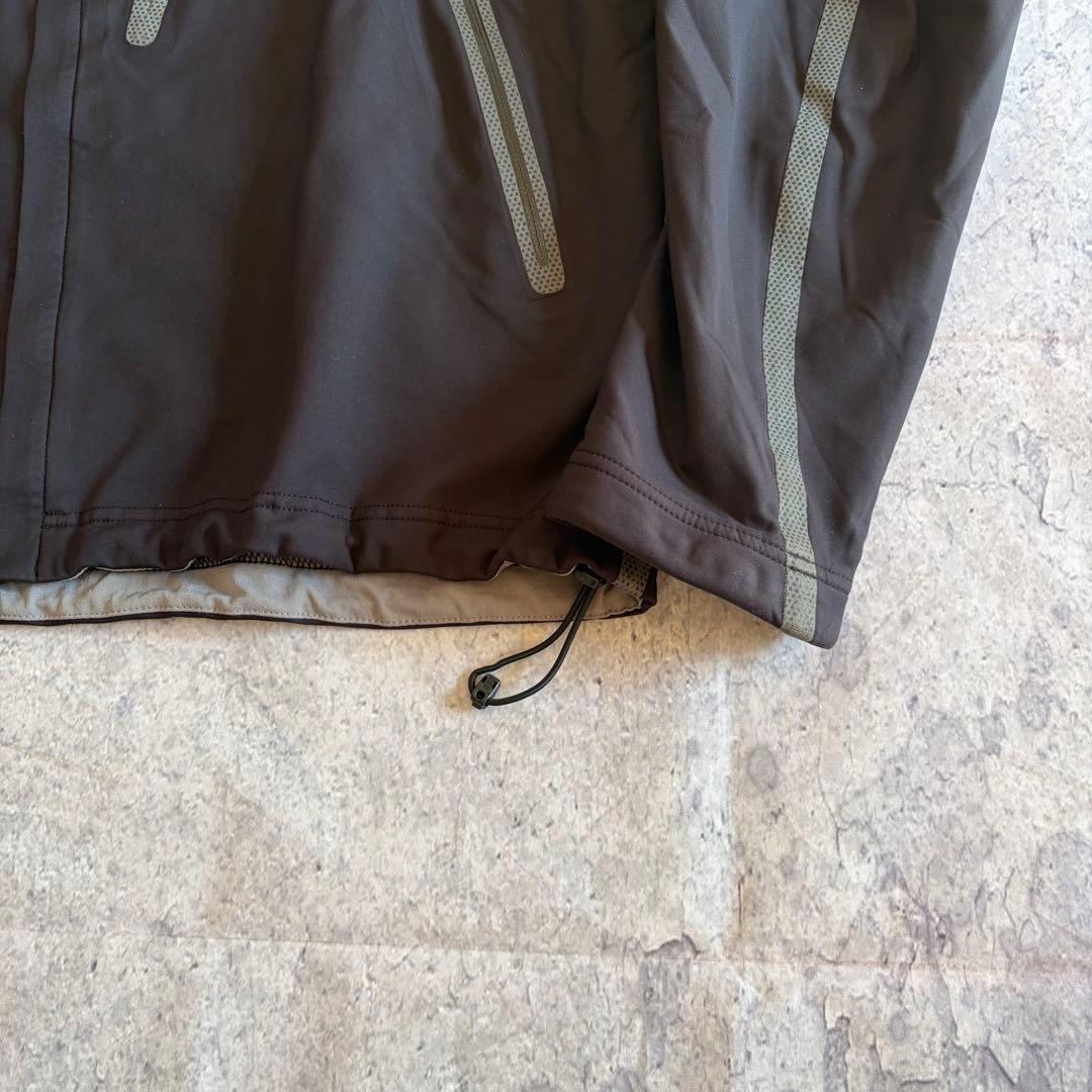 00s Mountain Hardwear ソフトシェル　ジャケット　グレー