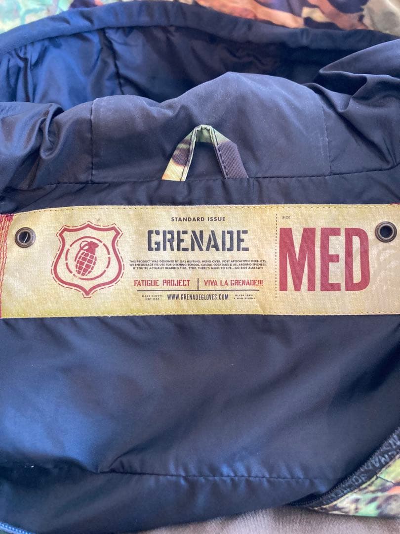 GRENADE グレネード　スノーボード　ウェア