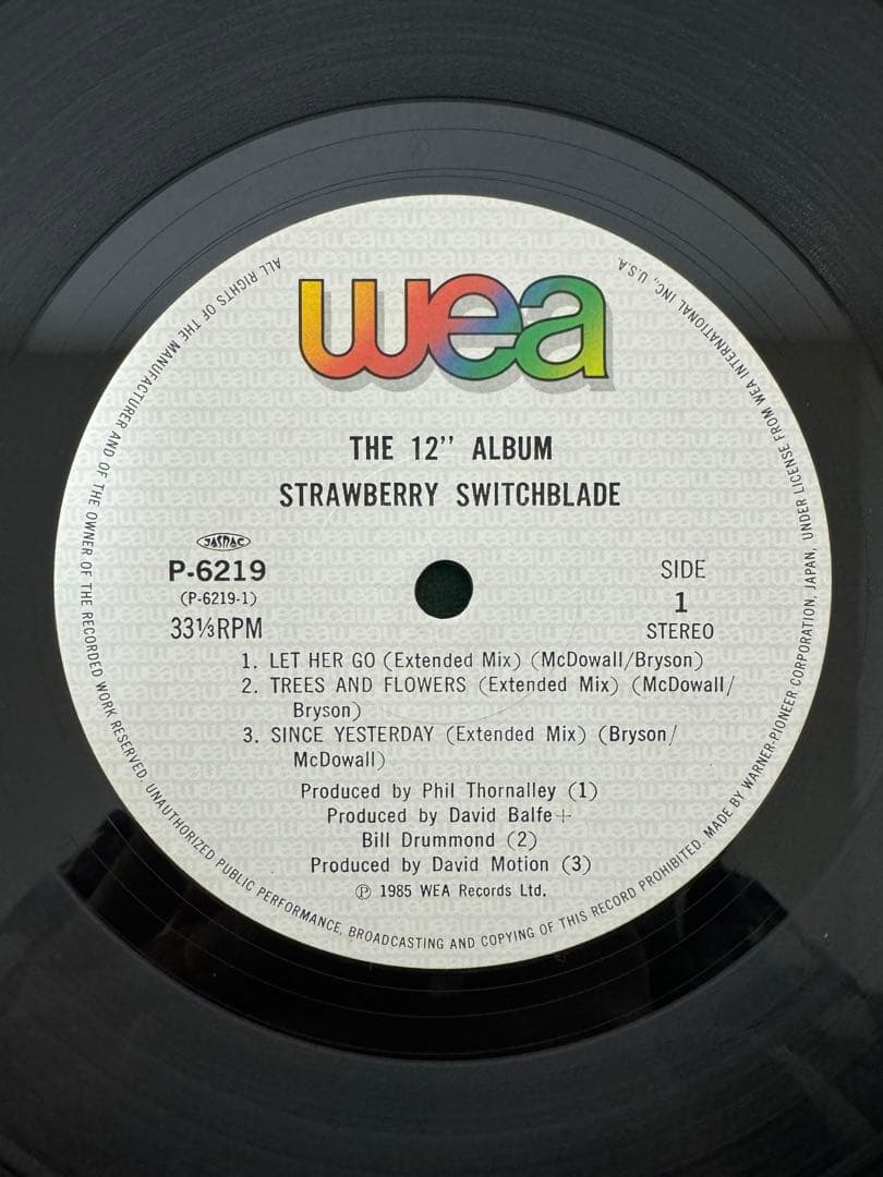 国内限定盤　STRAWBERRY SWITCHBLADEレコード　帯付き　美品