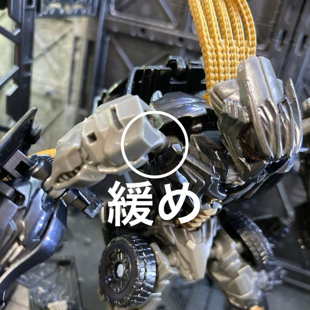 SS22クランクケース　トランスフォーマー　ダークサイドムーン　スタジオシリーズ