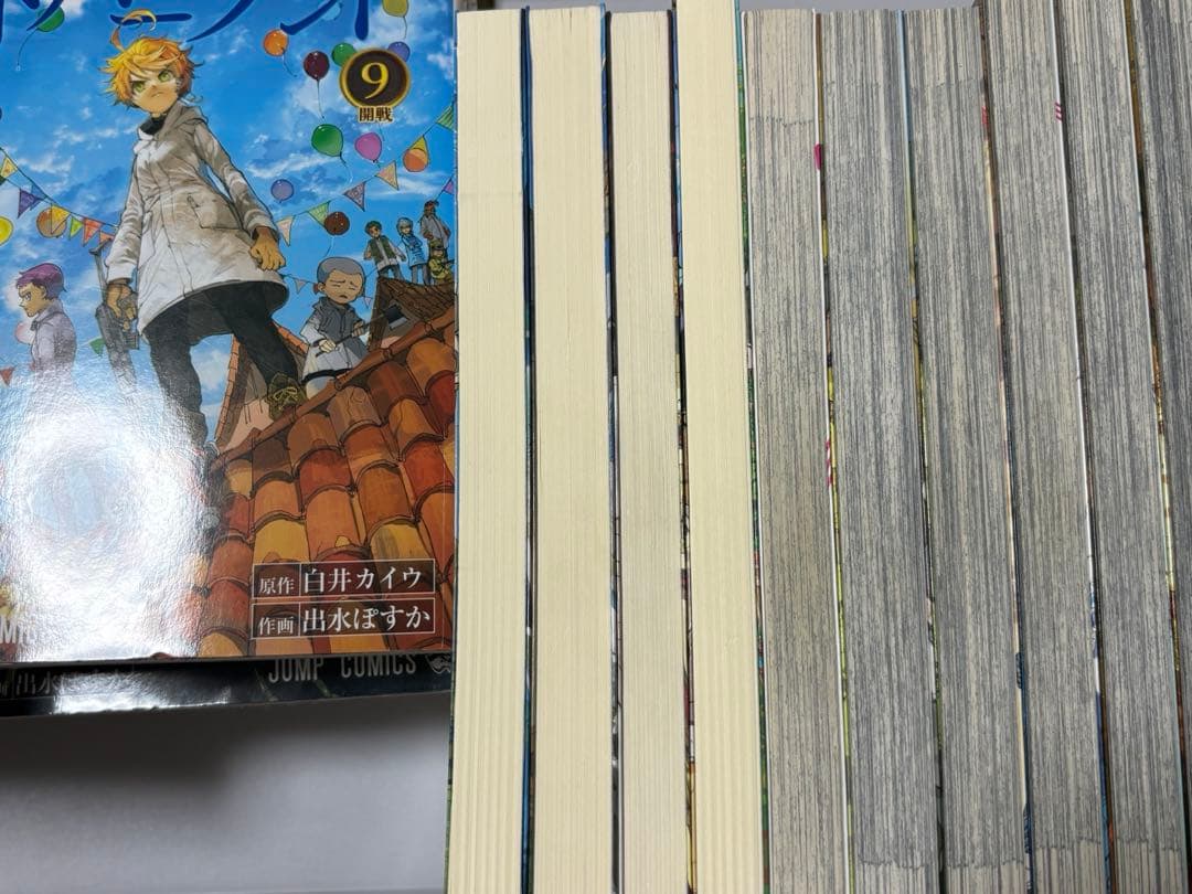 約束のネバーランド 全巻セット(特装版込)＋小説、画集、特別冊子