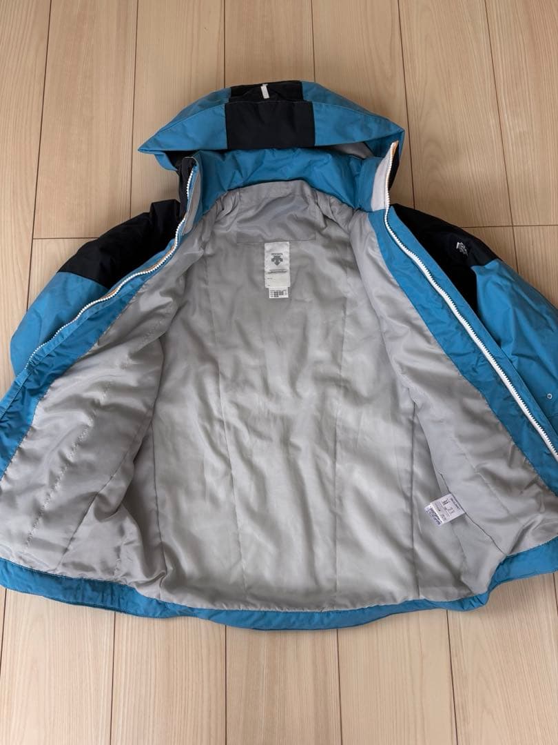 DESCENTE 160サイズ　スキーウェア 上下