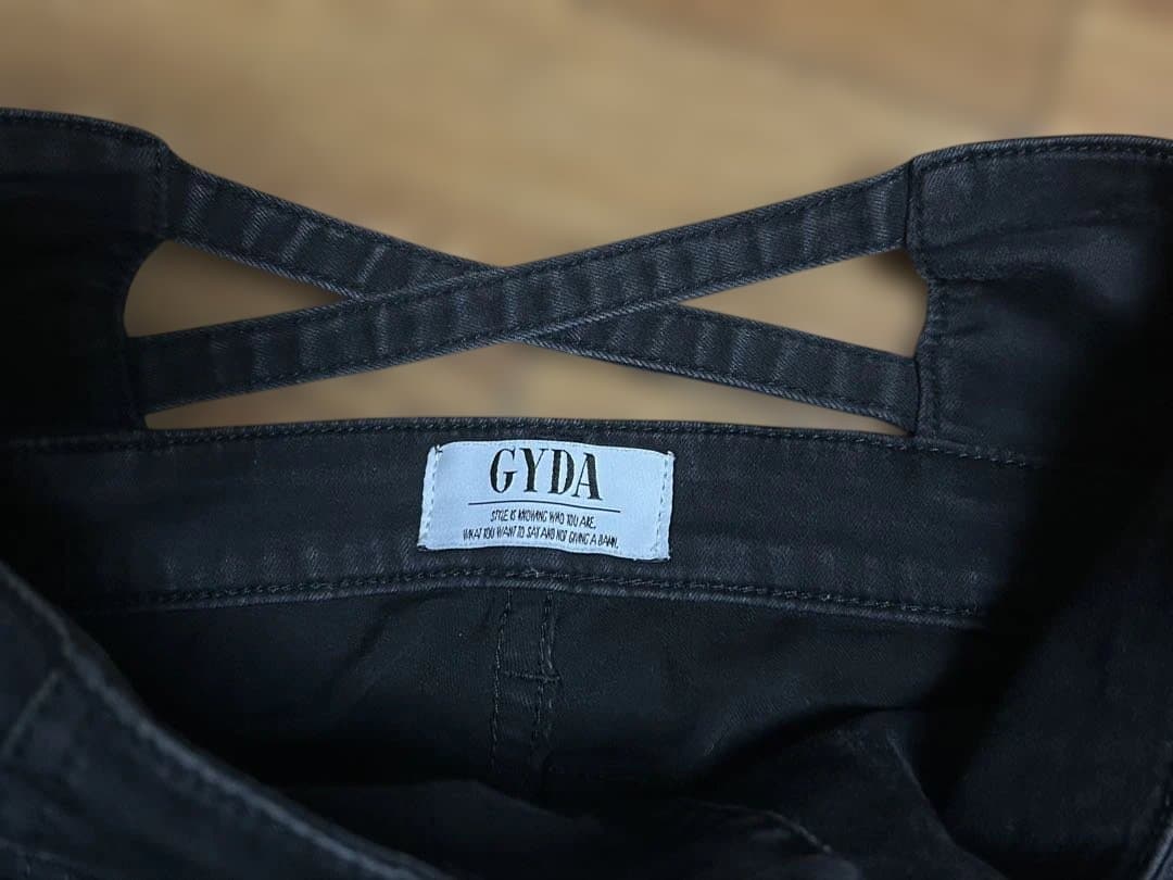 GYDA ハイウエスト ウエストクロススキニーデニムパンツ　Mサイズ