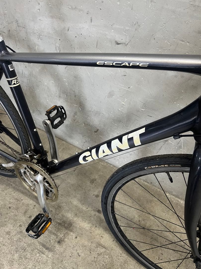 クロスバイク GIANT ESCAPE R3 エスケープ ジャイアント 700c