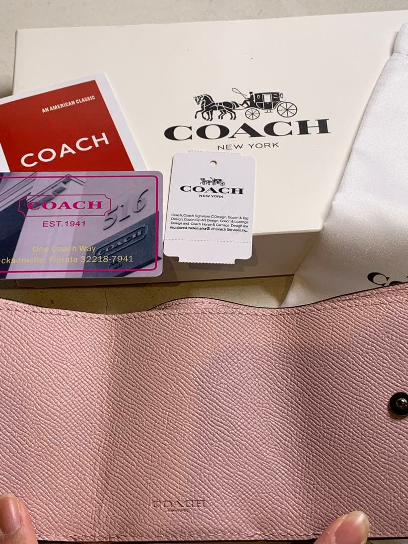 【極美品】COACH コーチ 三つ折り財布 コンパクト