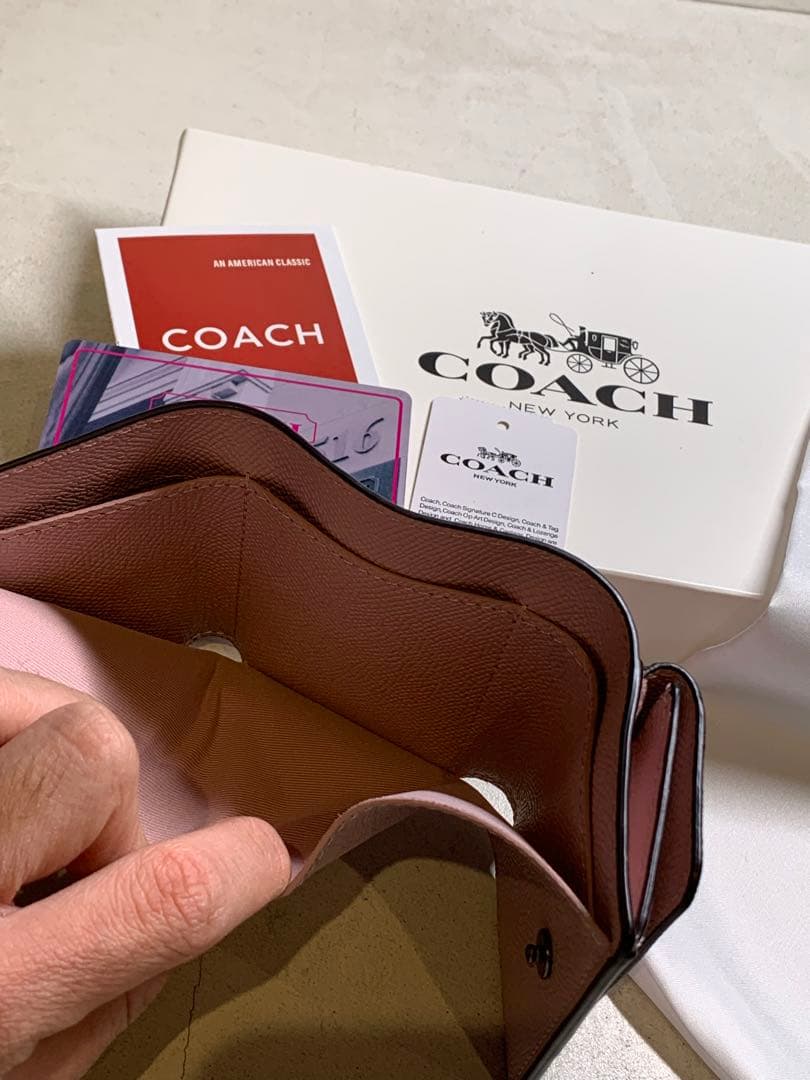 【極美品】COACH コーチ 三つ折り財布 コンパクト