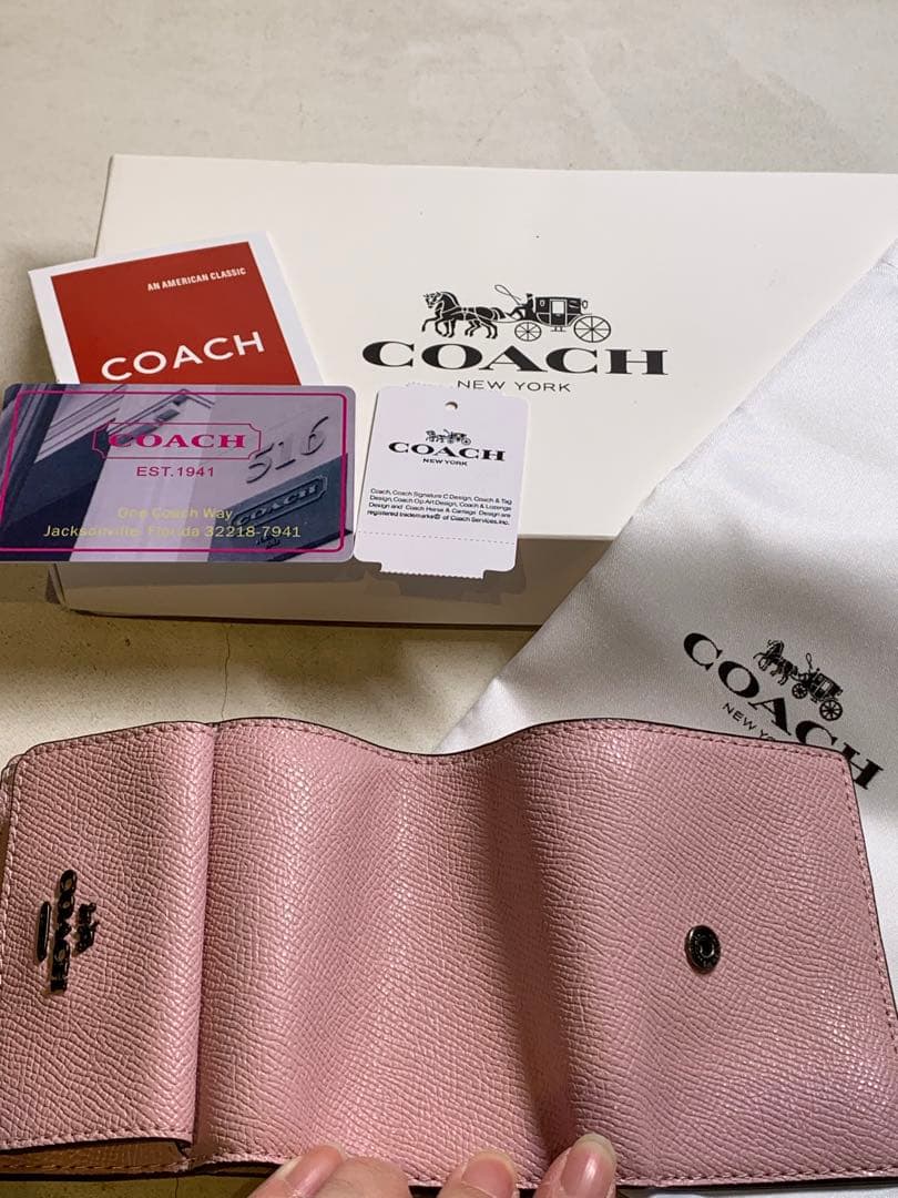【極美品】COACH コーチ 三つ折り財布 コンパクト