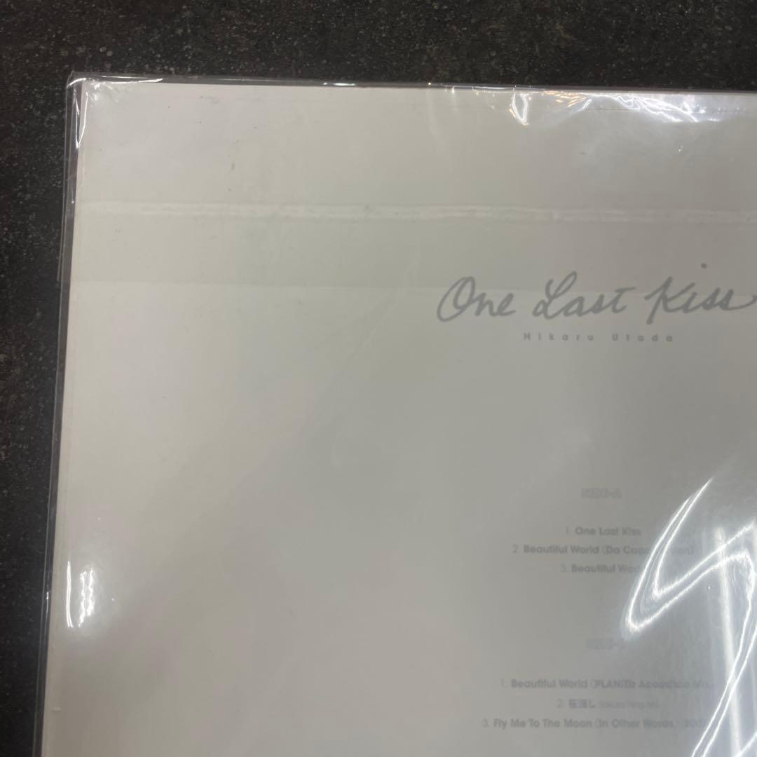 新品 宇多田ヒカル One Last Kiss クリスタルブルーヴァイナル仕様