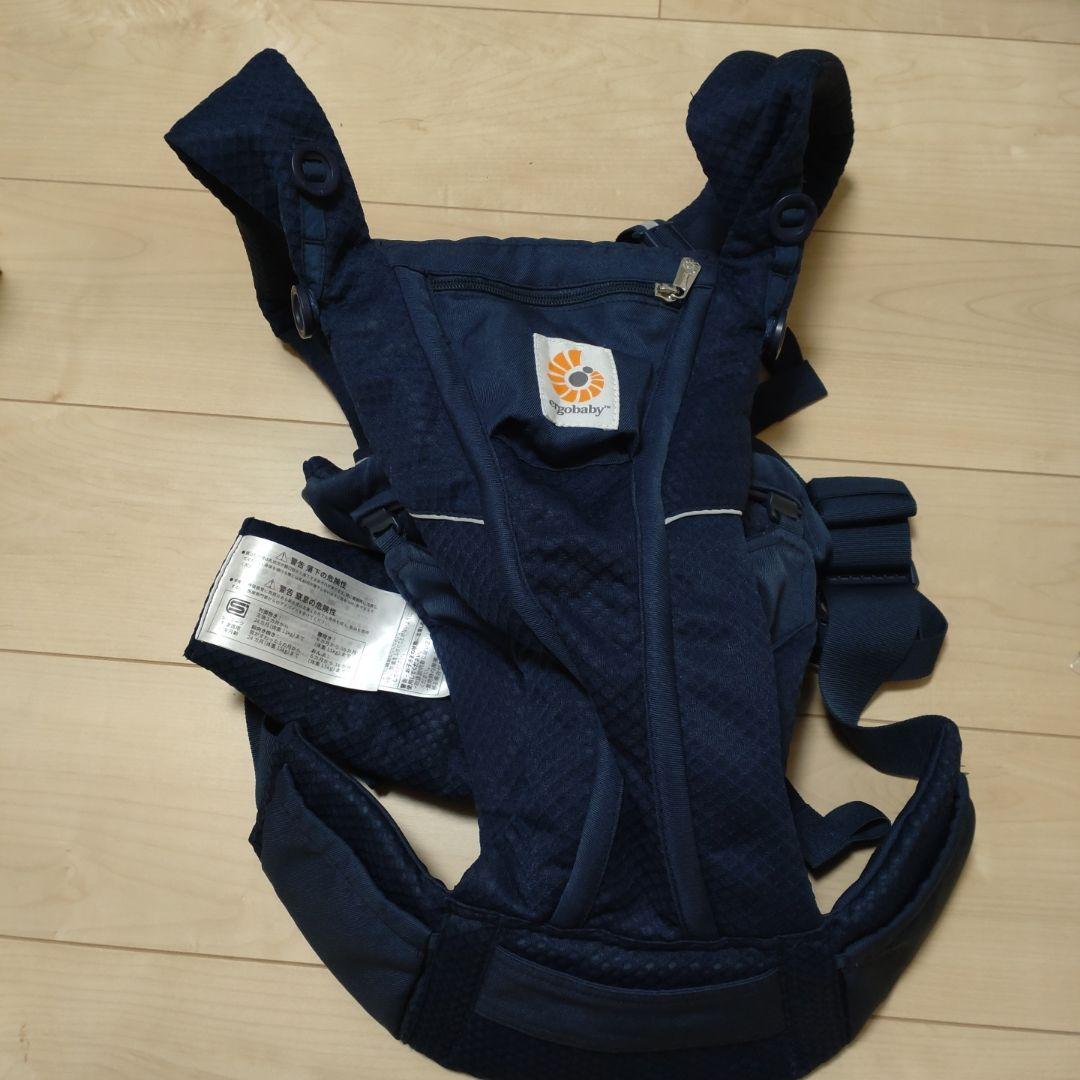 美品ergobaby OMNI Breeze 抱っこ紐 ネイビー