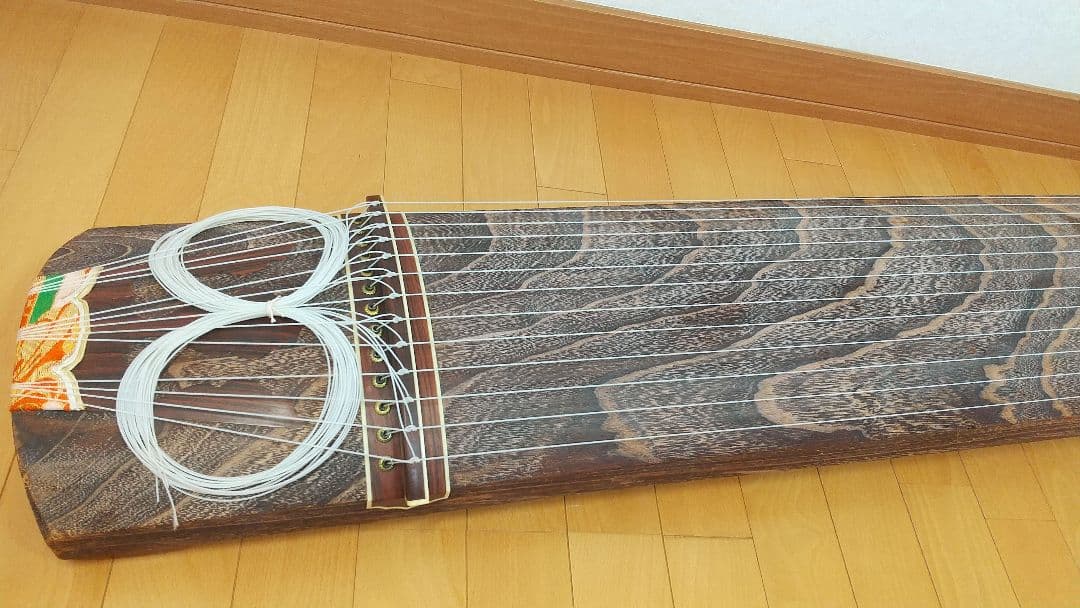 【みみ】金蒔絵入り 高級 和琴 お琴 13弦琴 お筝 和楽器 弦楽器