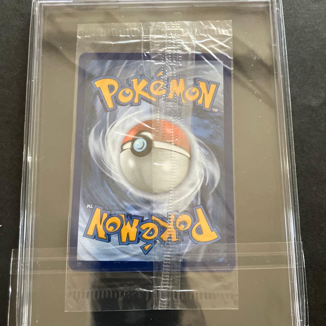 ポケモンカード　リザードンV 英語　海外版　プロモ　未開封　パック　争奪戦