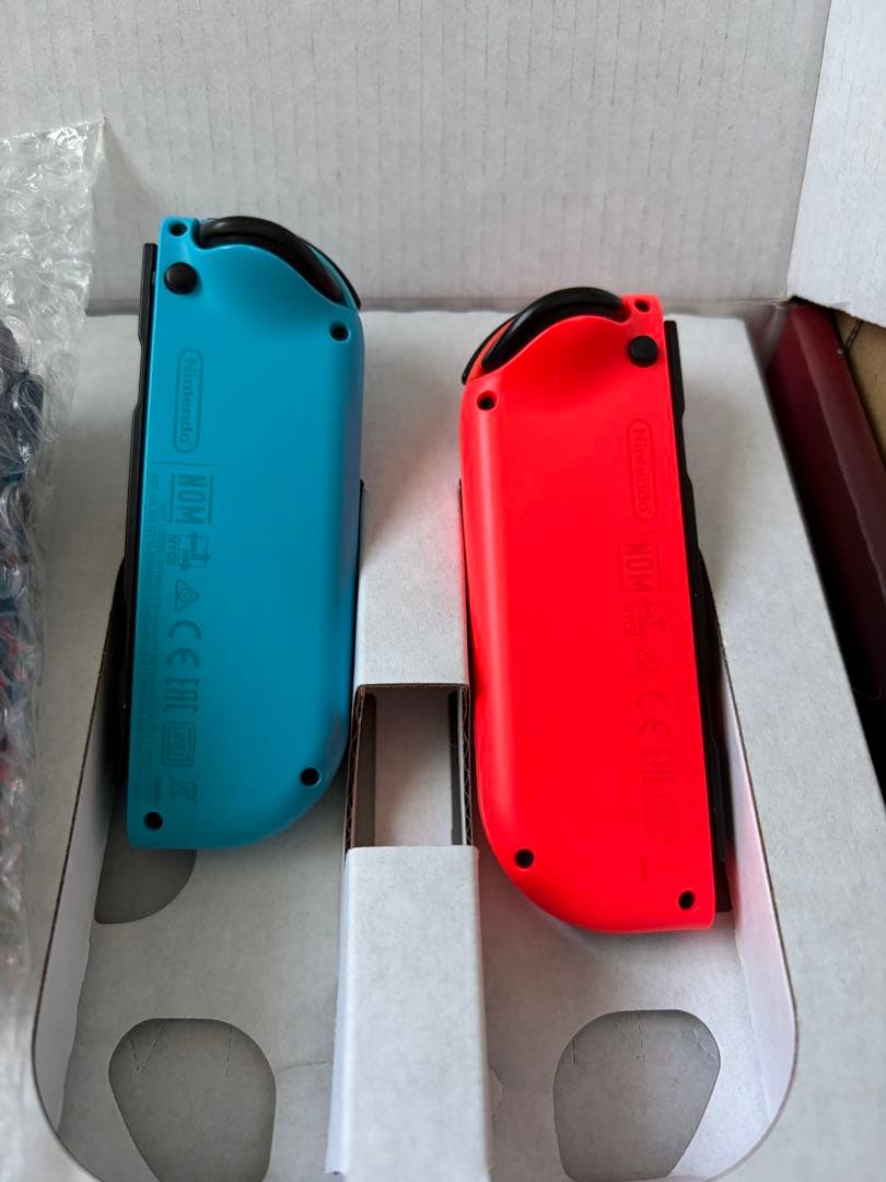 Switch 本体(外箱あり)